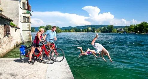 Bike tour on the Lower Lake and to Rhine Falls